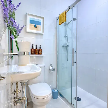 Bright Spacious Getaway Close To The Sea Gzira Exterior photo
