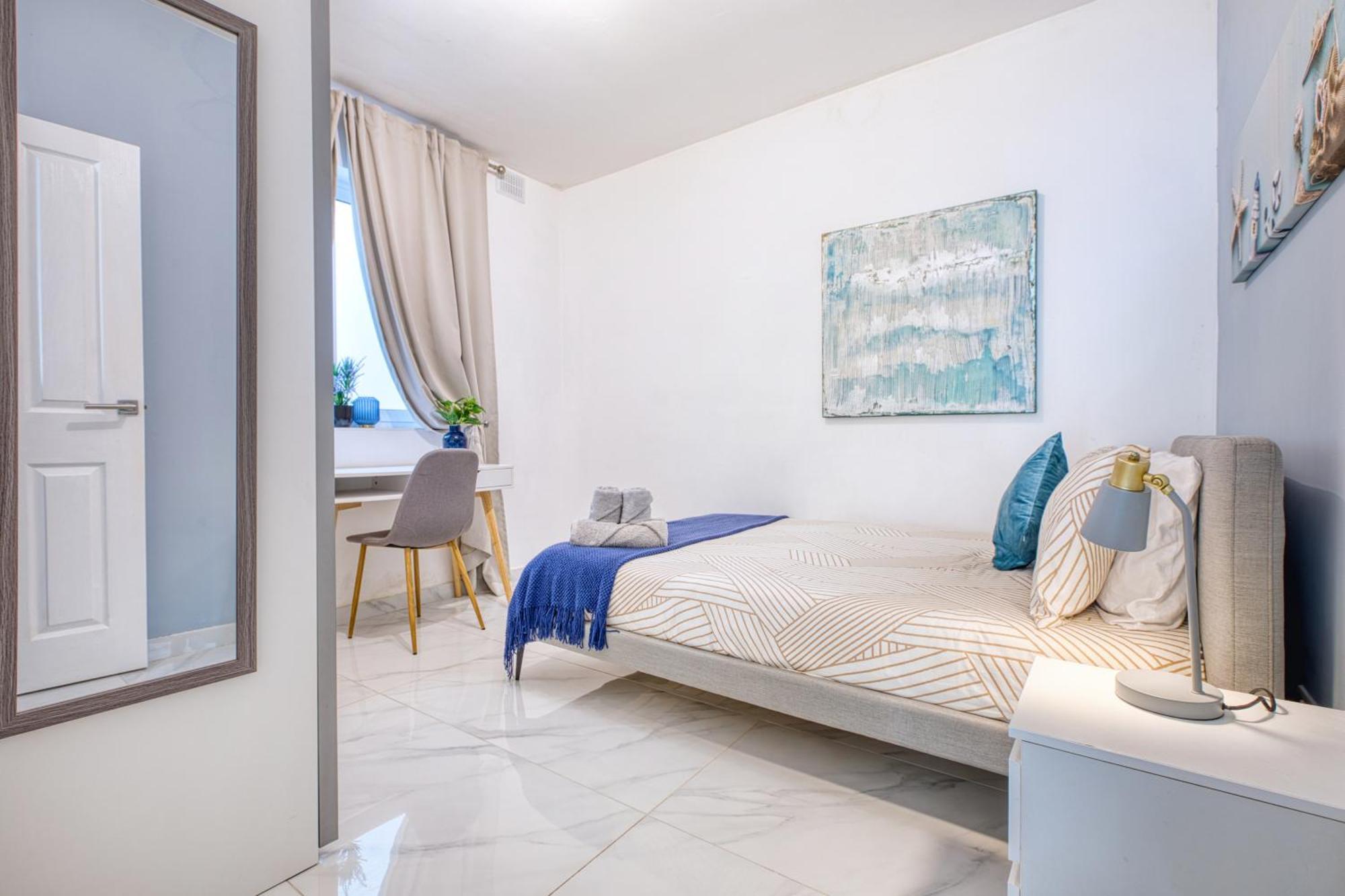 Bright Spacious Getaway Close To The Sea *