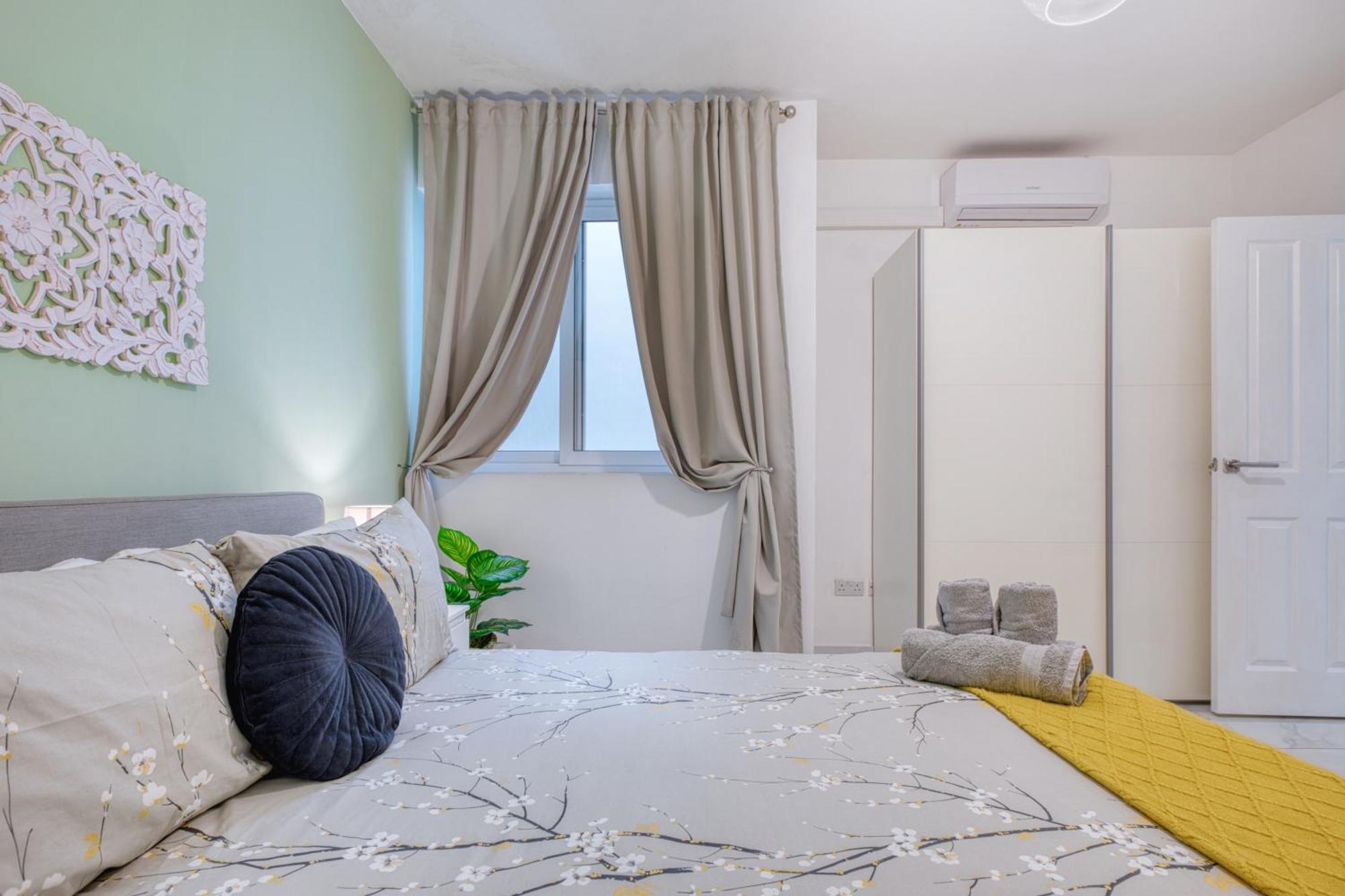 Bright Spacious Getaway Close To The Sea Apartamento Gzira