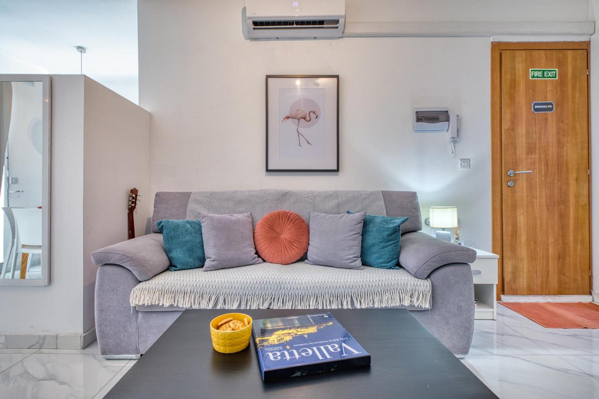 Apartamento Bright Spacious Getaway Close To The Sea *
