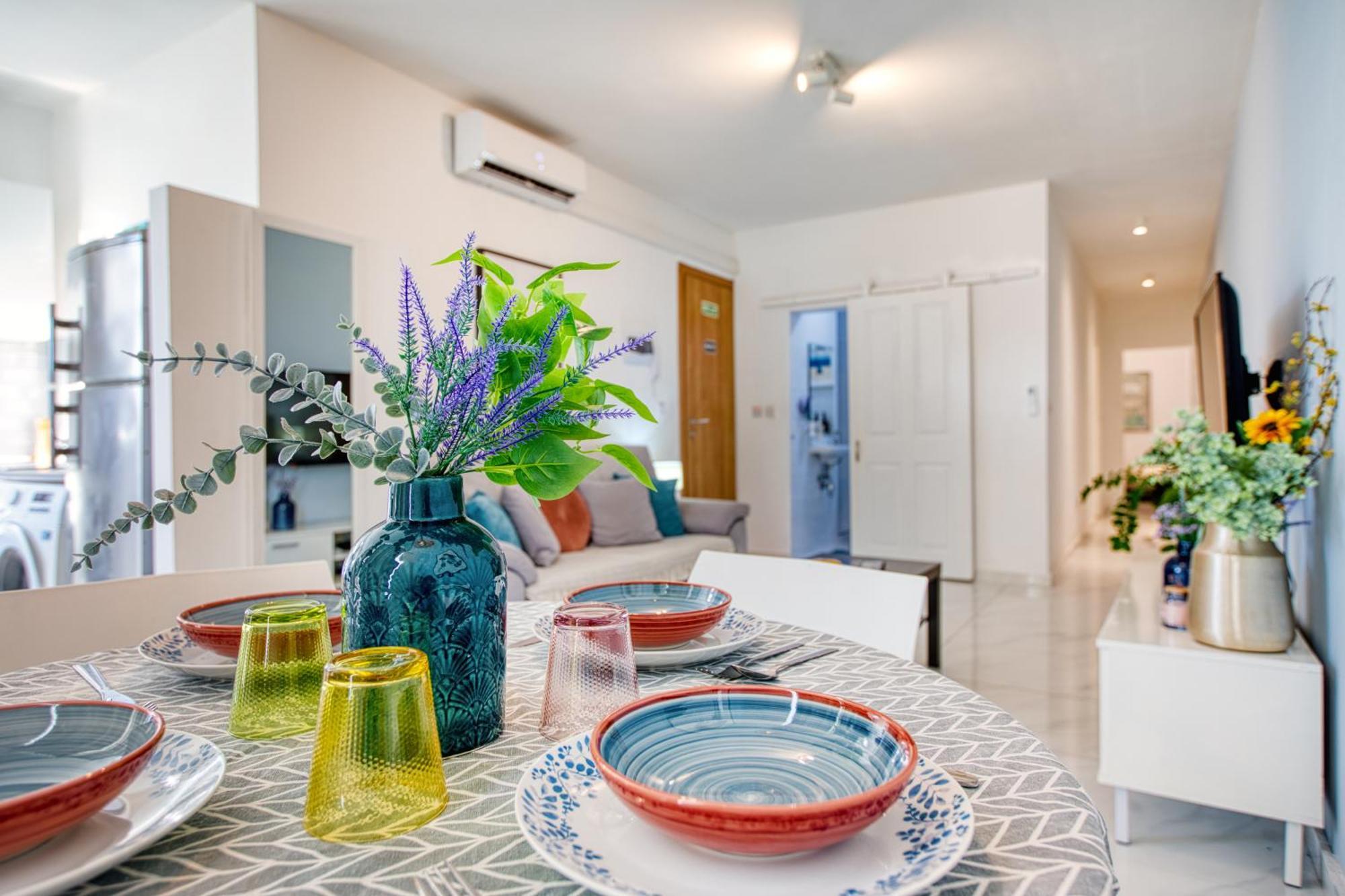 Bright Spacious Getaway Close To The Sea Apartamento Gzira